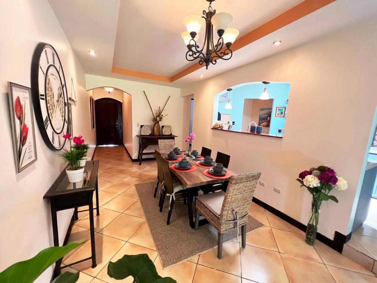 Beautiful Home W/ Backyard, Ac - Close To Airport Brasil Kültér fotó